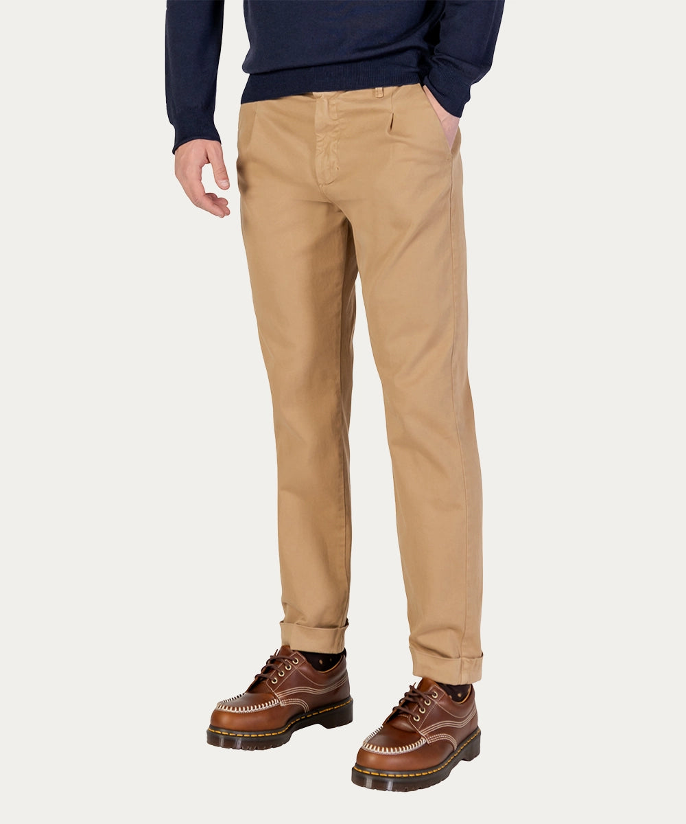 Comfort Fit Slim Pants