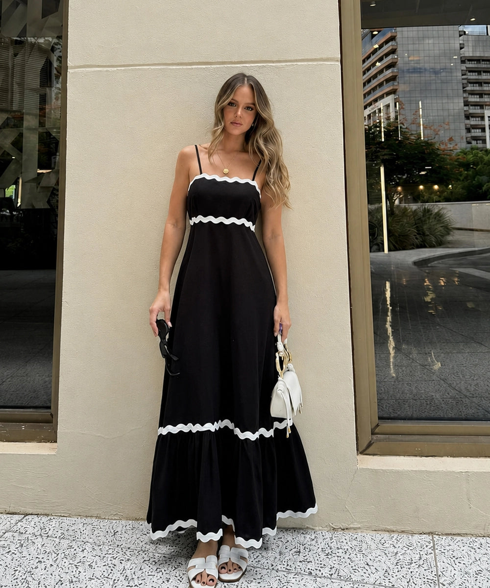 Elegant Scallop Trim Dress