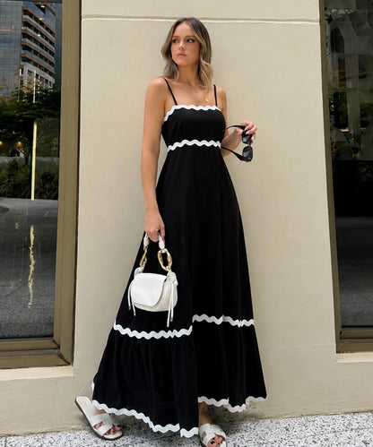 Elegant Scallop Trim Dress