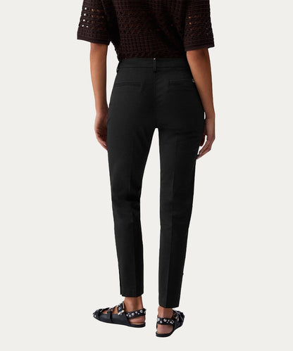 Women Slim Fit Pants
